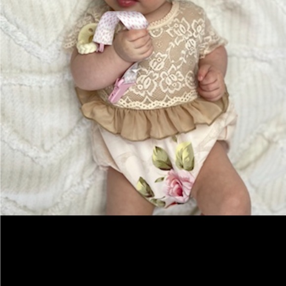 6-9mo lace romper or onesie infant - Picture 6 of 6